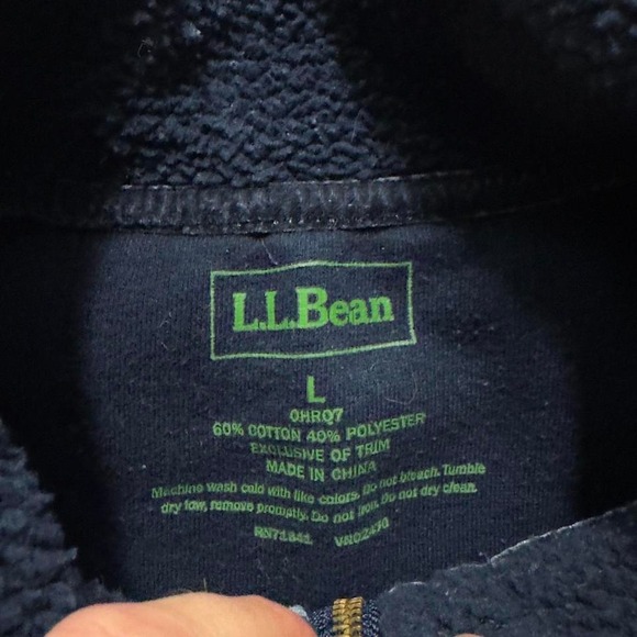 Vintage women's navy blue l.l. Bean zip up sweatshirt - Picture 2 of 6